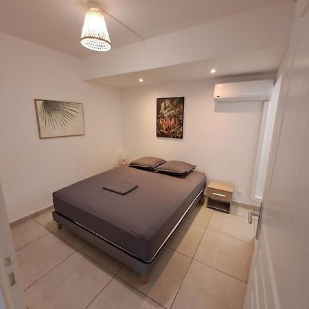 Logement Cosy T2, Centre Ville De Saint-Pierre Esterno foto