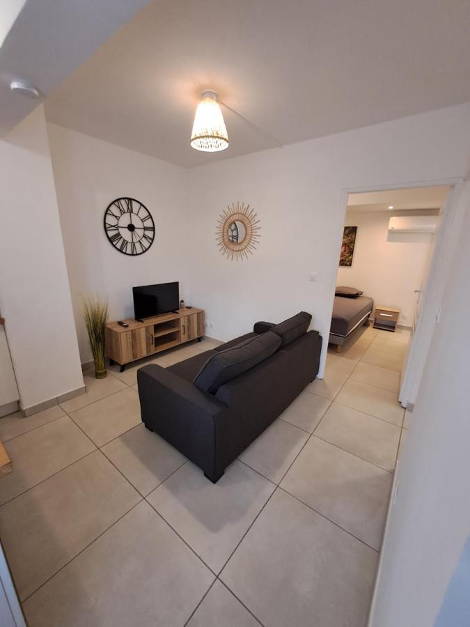 Logement Cosy T2, Centre Ville De Saint-Pierre Esterno foto
