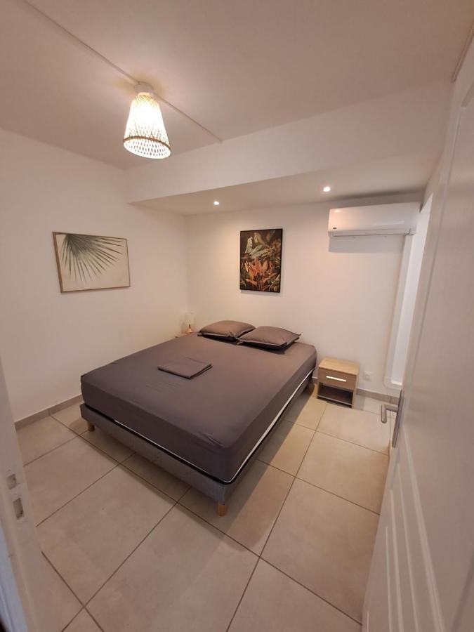 Logement Cosy T2, Centre Ville De Saint-Pierre Esterno foto