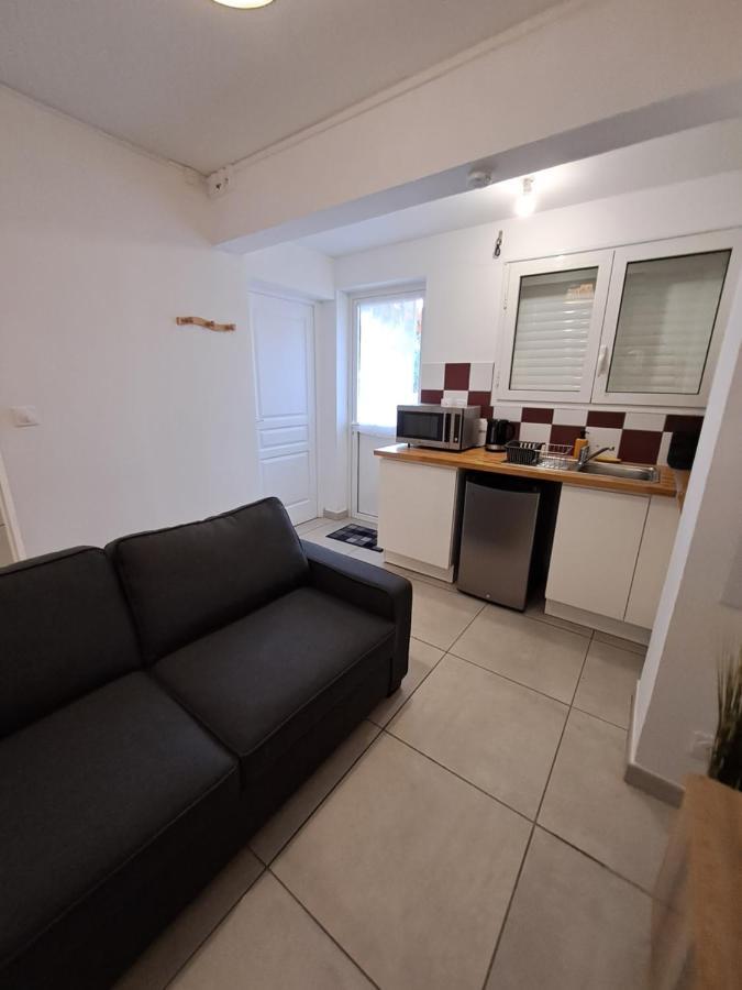 Logement Cosy T2, Centre Ville De Saint-Pierre Esterno foto